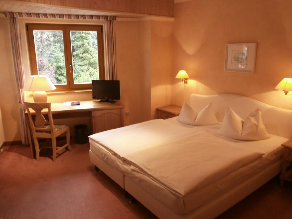 Gasthof und Landhotel Zur Ausspanne Klipphausen Zimmer foto