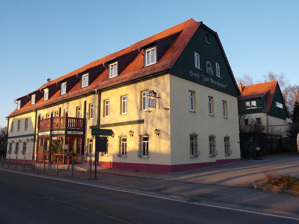 Gasthof und Landhotel Zur Ausspanne Klipphausen Exterior foto