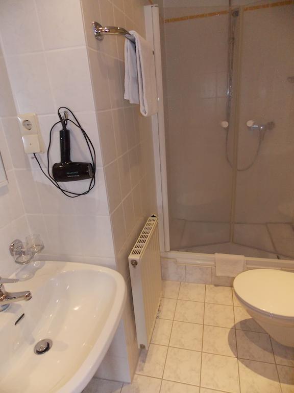 Gasthof und Landhotel Zur Ausspanne Klipphausen Zimmer foto